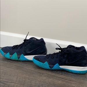 Kyrie 4’s “obsidian”